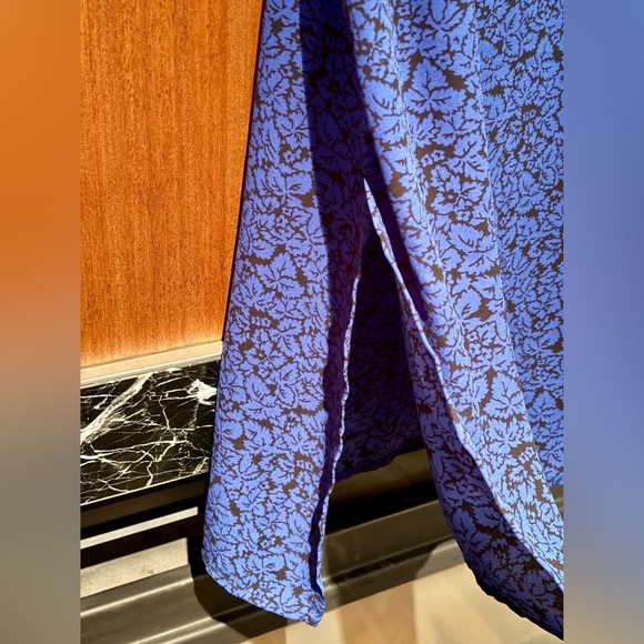 2/$15 - Blue & Black Floral Slip Dress (GAP) - Picture 6 of 8